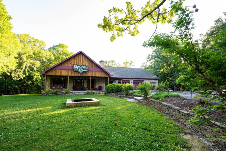 730 PCR 848, Perryville, Missouri 63775, 6 Bedrooms Bedrooms, 11 Rooms Rooms,4 BathroomsBathrooms,Farm,For Sale,PCR 848,MAR24039114