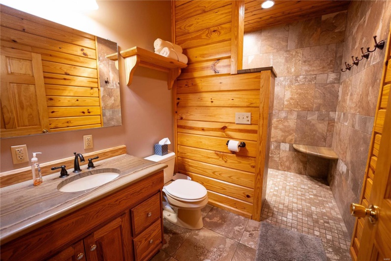 730 PCR 848, Perryville, Missouri 63775, 6 Bedrooms Bedrooms, 11 Rooms Rooms,4 BathroomsBathrooms,Farm,For Sale,PCR 848,MAR24039114