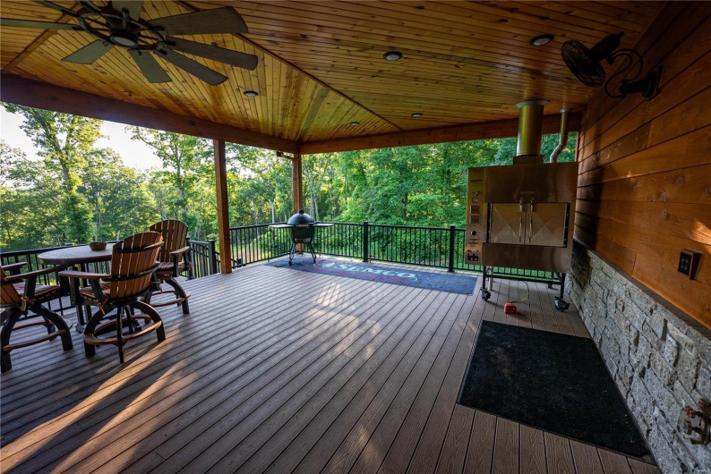 730 PCR 848, Perryville, Missouri 63775, 6 Bedrooms Bedrooms, 11 Rooms Rooms,4 BathroomsBathrooms,Farm,For Sale,PCR 848,MAR24039114