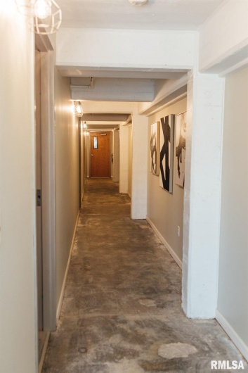 1051 WALL Street, Carbondale, Illinois 62901, 0 , 0 ,0,Commercial Sale,For Sale,WALL,0,RMAEB453994