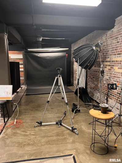 1051 WALL Street, Carbondale, Illinois 62901, 0 , 0 ,0,Commercial Sale,For Sale,WALL,0,RMAEB453994