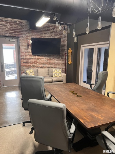1051 WALL Street, Carbondale, Illinois 62901, 0 , 0 ,0,Commercial Sale,For Sale,WALL,0,RMAEB453994
