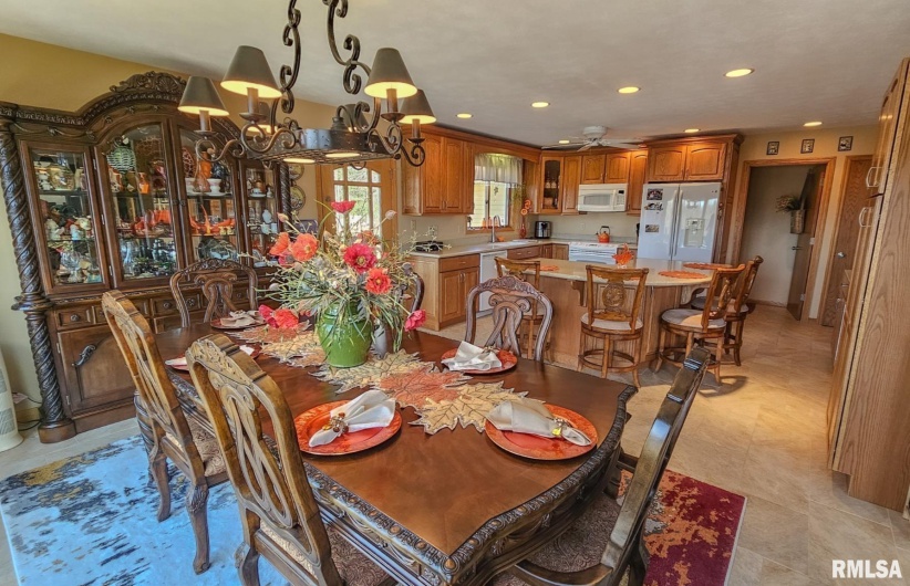 1065 LAKESHORE Drive South, Goreville, Illinois 62939, 3 Bedrooms Bedrooms, 0 ,3 BathroomsBathrooms,Residential,For Sale,LAKESHORE,0,RMAEB452938