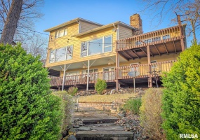 1065 LAKESHORE Drive South, Goreville, Illinois 62939, 3 Bedrooms Bedrooms, 0 ,3 BathroomsBathrooms,Residential,For Sale,LAKESHORE,0,RMAEB452938