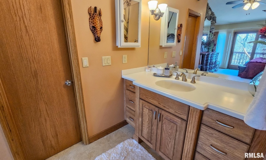 1065 LAKESHORE Drive South, Goreville, Illinois 62939, 3 Bedrooms Bedrooms, 0 ,3 BathroomsBathrooms,Residential,For Sale,LAKESHORE,0,RMAEB452938