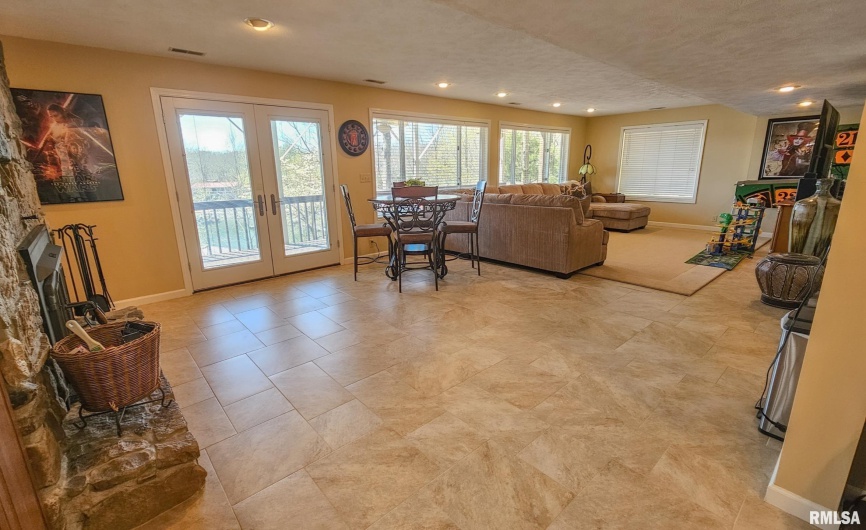 1065 LAKESHORE Drive South, Goreville, Illinois 62939, 3 Bedrooms Bedrooms, 0 ,3 BathroomsBathrooms,Residential,For Sale,LAKESHORE,0,RMAEB452938