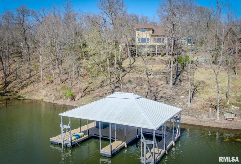 1065 LAKESHORE Drive South, Goreville, Illinois 62939, 3 Bedrooms Bedrooms, 0 ,3 BathroomsBathrooms,Residential,For Sale,LAKESHORE,0,RMAEB452938