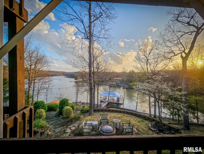 1065 LAKESHORE Drive South, Goreville, Illinois 62939, 3 Bedrooms Bedrooms, 0 ,3 BathroomsBathrooms,Residential,For Sale,LAKESHORE,0,RMAEB452938