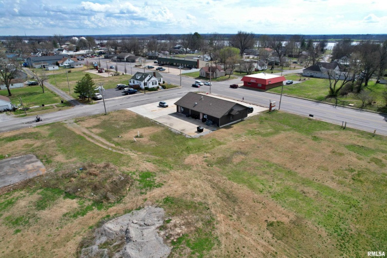 613 5TH Street, Metropolis, Illinois 62960, 0 , 0 ,0,Commercial Sale,For Sale,5TH,0,RMAEB453904