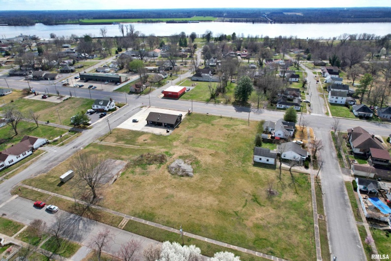 613 5TH Street, Metropolis, Illinois 62960, 0 , 0 ,0,Commercial Sale,For Sale,5TH,0,RMAEB453904