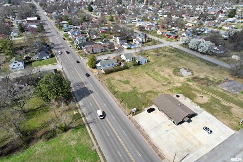 613 5TH Street, Metropolis, Illinois 62960, 0 , 0 ,0,Commercial Sale,For Sale,5TH,0,RMAEB453904