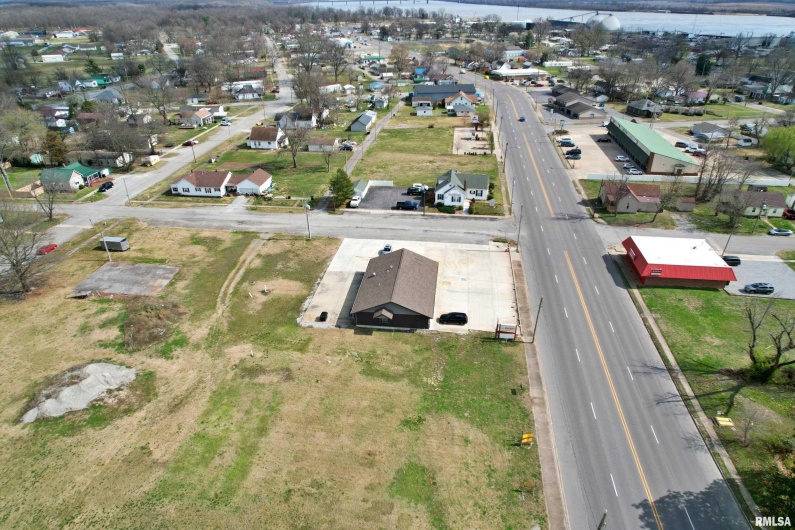 613 5TH Street, Metropolis, Illinois 62960, 0 , 0 ,0,Commercial Sale,For Sale,5TH,0,RMAEB453904