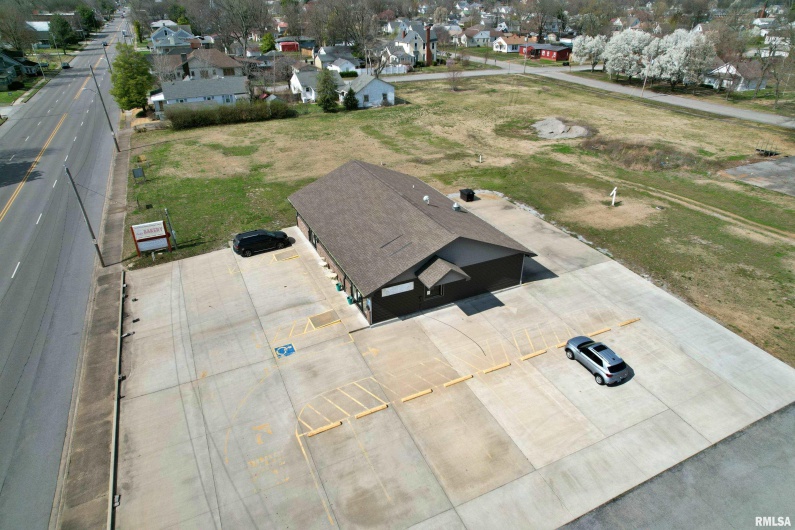 613 5TH Street, Metropolis, Illinois 62960, 0 , 0 ,0,Commercial Sale,For Sale,5TH,0,RMAEB453904
