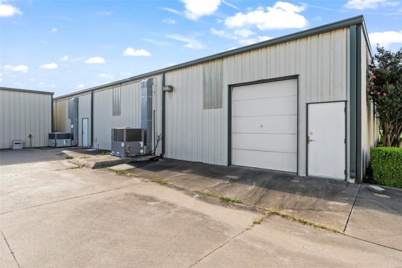 1014 Linn Street, Sikeston, Missouri 63801, ,Commercial Sale,For Sale,Linn,MAR24039645