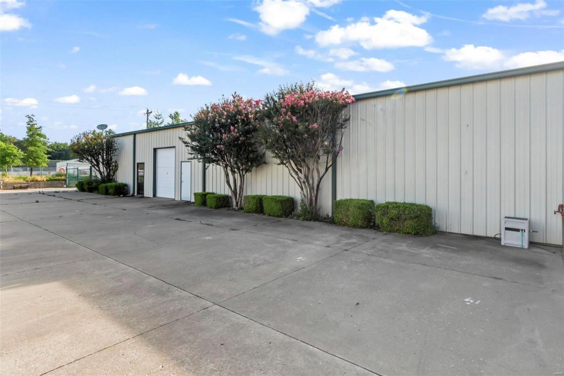 1014 Linn Street, Sikeston, Missouri 63801, ,Commercial Sale,For Sale,Linn,MAR24039645
