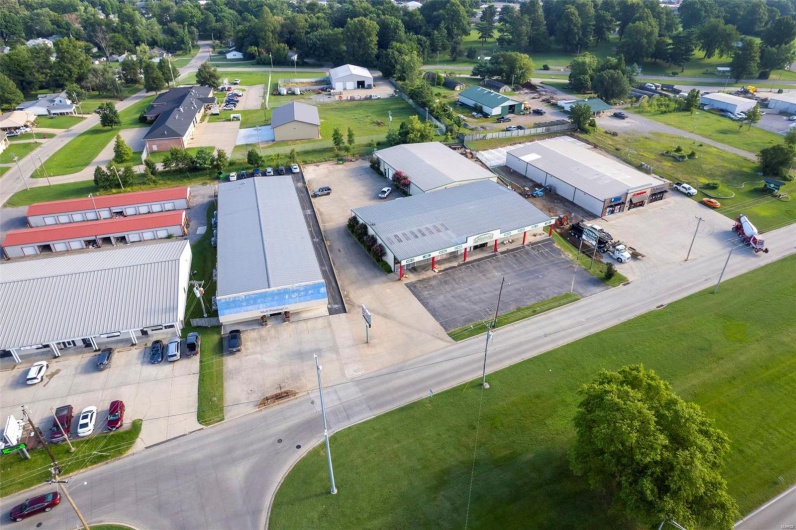1014 Linn Street, Sikeston, Missouri 63801, ,Commercial Sale,For Sale,Linn,MAR24039645