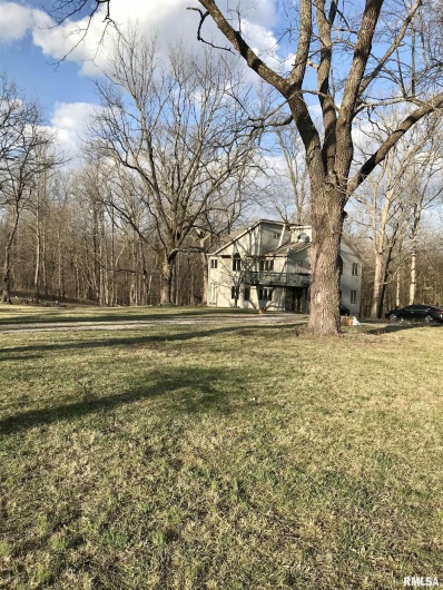 412 WAGON WHEEL Road, Carbondale, Illinois 62901, 6 Bedrooms Bedrooms, 0 ,5 BathroomsBathrooms,Residential,For Sale,WAGON WHEEL,0,RMAQC4254271