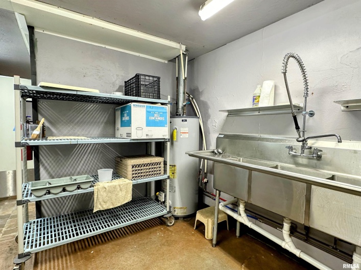 215 Appleknocker Street, Cobden, Illinois 62920, 0 , 0 ,0,Commercial Sale,For Sale,Appleknocker,0,RMAEB454126