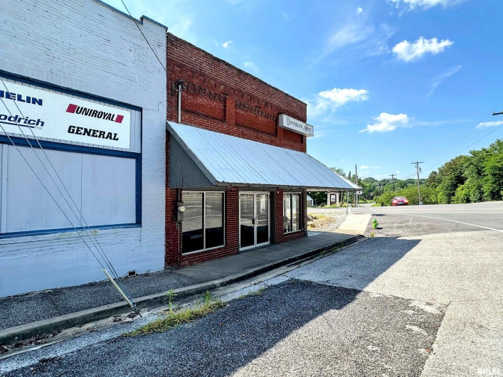 215 Appleknocker Street, Cobden, Illinois 62920, 0 , 0 ,0,Commercial Sale,For Sale,Appleknocker,0,RMAEB454126