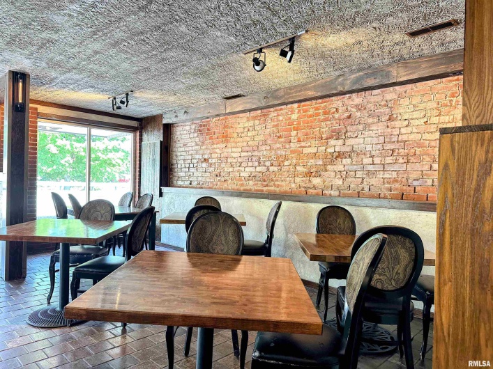 215 Appleknocker Street, Cobden, Illinois 62920, 0 , 0 ,0,Commercial Sale,For Sale,Appleknocker,0,RMAEB454126
