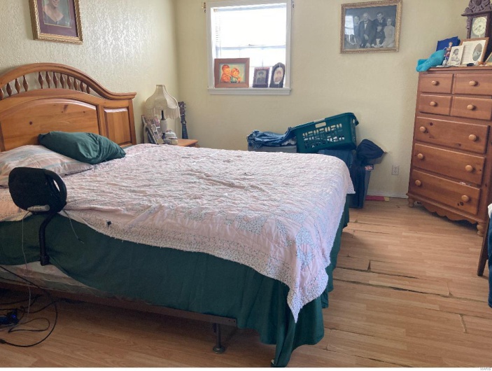 131 Outer Road, Poplar Bluff, Missouri 63901, 5 Bedrooms Bedrooms, 12 Rooms Rooms,3 BathroomsBathrooms,Residential,For Sale,Outer Road,MAR24036173