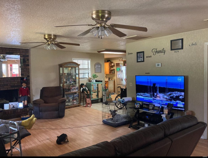 131 Outer Road, Poplar Bluff, Missouri 63901, 5 Bedrooms Bedrooms, 12 Rooms Rooms,3 BathroomsBathrooms,Residential,For Sale,Outer Road,MAR24036173