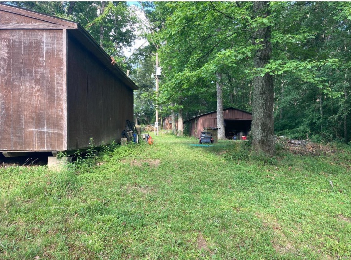 131 Outer Road, Poplar Bluff, Missouri 63901, 5 Bedrooms Bedrooms, 12 Rooms Rooms,3 BathroomsBathrooms,Residential,For Sale,Outer Road,MAR24036173
