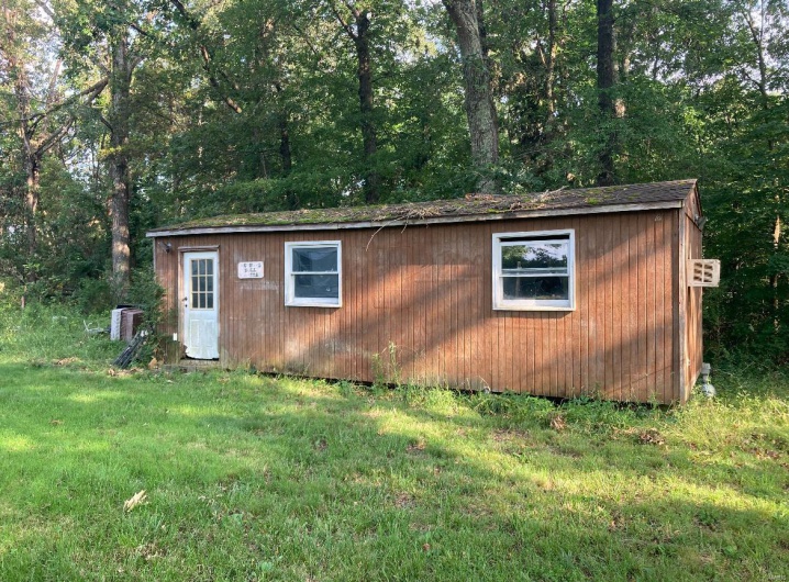131 Outer Road, Poplar Bluff, Missouri 63901, 5 Bedrooms Bedrooms, 12 Rooms Rooms,3 BathroomsBathrooms,Residential,For Sale,Outer Road,MAR24036173