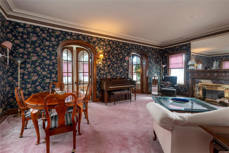 202 Poplar Street, Harrisburg, Illinois 62946, 15 Bedrooms Bedrooms, 32 Rooms Rooms,13 BathroomsBathrooms,Residential,For Sale,Poplar,MAR24040800