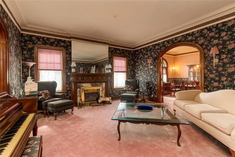 202 Poplar Street, Harrisburg, Illinois 62946, 15 Bedrooms Bedrooms, 32 Rooms Rooms,13 BathroomsBathrooms,Residential,For Sale,Poplar,MAR24040800