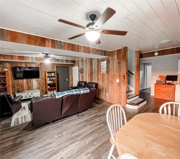 5246 County Road 280, Puxico, Missouri 63960, 5 Bedrooms Bedrooms, 12 Rooms Rooms,3 BathroomsBathrooms,Residential,For Sale,County Road 280,MAR24017795