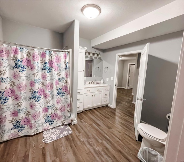 5246 County Road 280, Puxico, Missouri 63960, 5 Bedrooms Bedrooms, 12 Rooms Rooms,3 BathroomsBathrooms,Residential,For Sale,County Road 280,MAR24017795