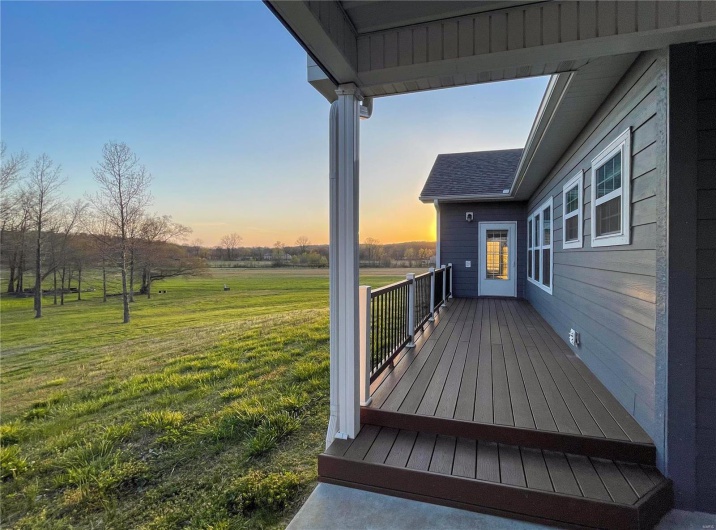 5246 County Road 280, Puxico, Missouri 63960, 5 Bedrooms Bedrooms, 12 Rooms Rooms,3 BathroomsBathrooms,Residential,For Sale,County Road 280,MAR24017795