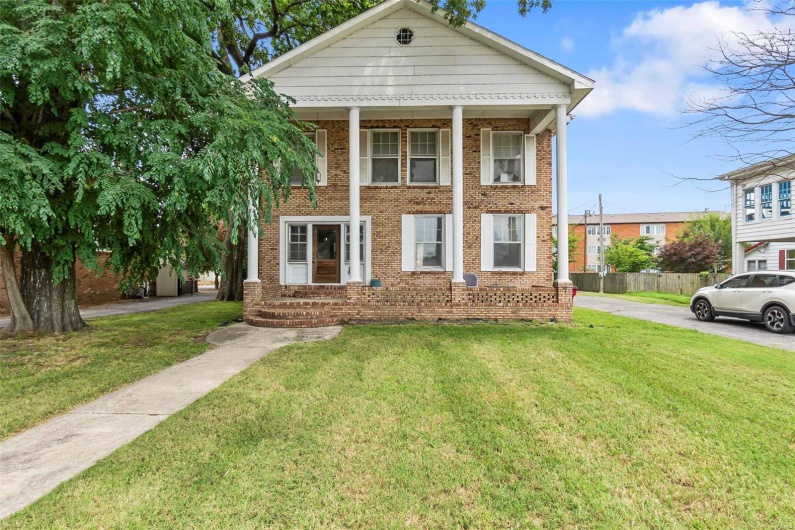 114 North Street, Sikeston, Missouri 63801, 3 Bedrooms Bedrooms, 5 Rooms Rooms,1 BathroomBathrooms,Residential,For Sale,North,MAR24035854
