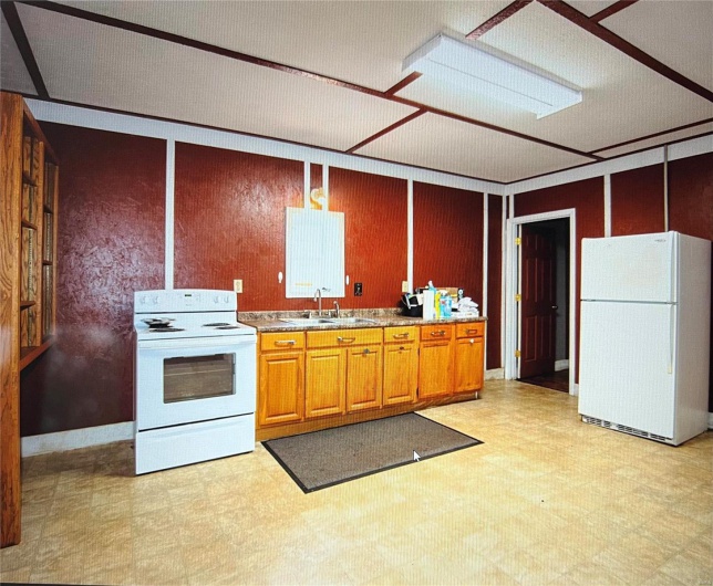 505 State Highway 53, Campbell, Missouri 63933, ,Commercial Sale,For Sale,State Highway 53,MAR24036344