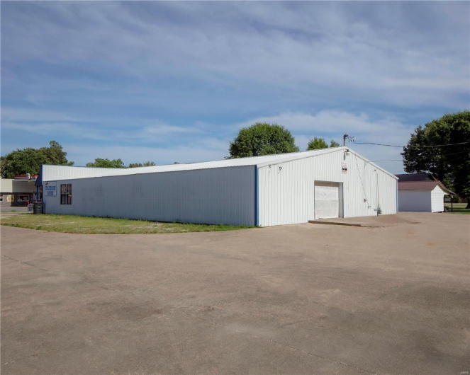 505 State Highway 53, Campbell, Missouri 63933, ,Commercial Sale,For Sale,State Highway 53,MAR24036344