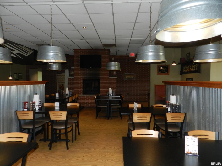 309 MAIN Street, Carbondale, Illinois 62901-3009, 0 , 0 ,0,Commercial Sale,For Sale,MAIN,0,RMAEB449732