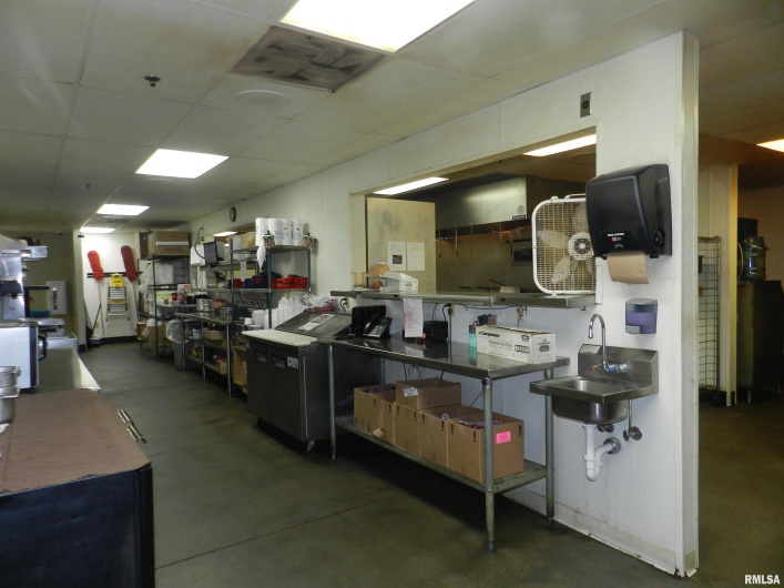 309 MAIN Street, Carbondale, Illinois 62901-3009, 0 , 0 ,0,Commercial Sale,For Sale,MAIN,0,RMAEB449732