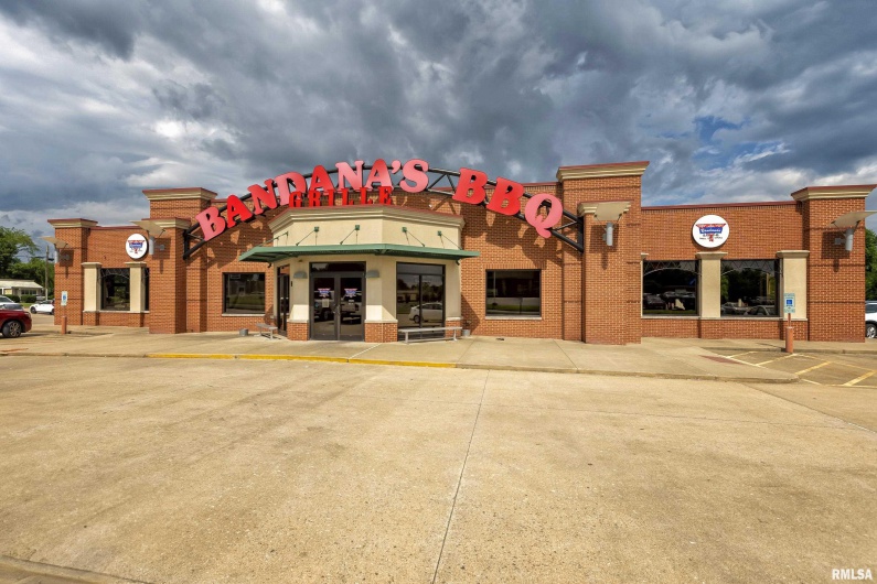309 MAIN Street, Carbondale, Illinois 62901-3009, 0 , 0 ,0,Commercial Sale,For Sale,MAIN,0,RMAEB449732