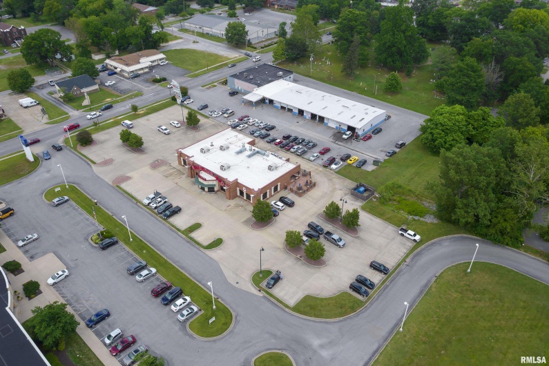 309 MAIN Street, Carbondale, Illinois 62901-3009, 0 , 0 ,0,Commercial Sale,For Sale,MAIN,0,RMAEB449732