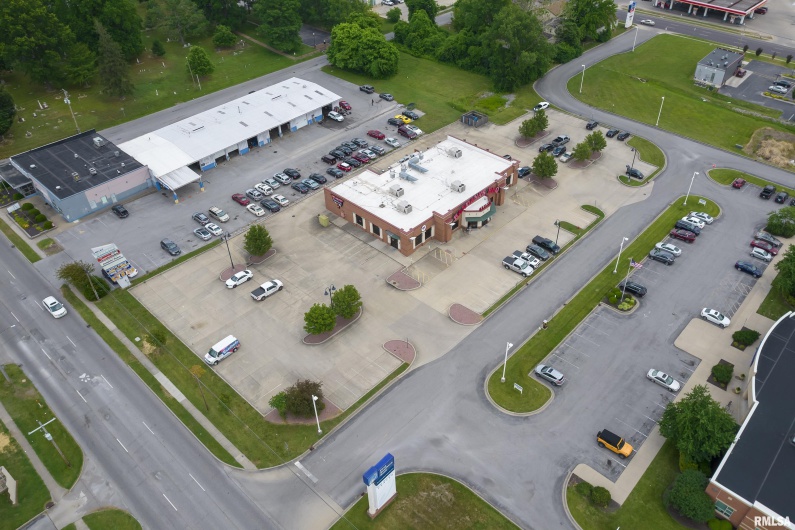 309 MAIN Street, Carbondale, Illinois 62901-3009, 0 , 0 ,0,Commercial Sale,For Sale,MAIN,0,RMAEB449732