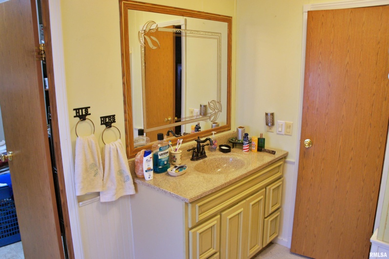6752 US 45 Road, Brookport, Illinois 62910, 3 Bedrooms Bedrooms, 0 ,2 BathroomsBathrooms,Residential,For Sale,US 45,0,RMAEB452174