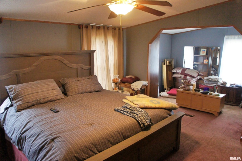 6752 US 45 Road, Brookport, Illinois 62910, 3 Bedrooms Bedrooms, 0 ,2 BathroomsBathrooms,Residential,For Sale,US 45,0,RMAEB452174