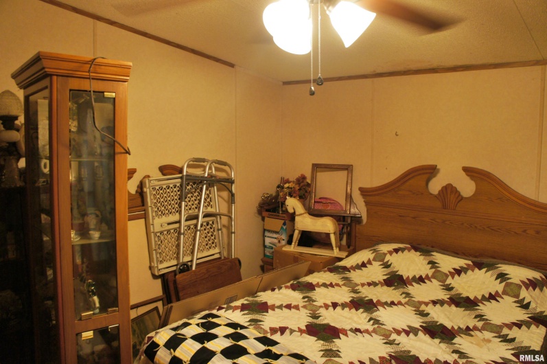 6752 US 45 Road, Brookport, Illinois 62910, 3 Bedrooms Bedrooms, 0 ,2 BathroomsBathrooms,Residential,For Sale,US 45,0,RMAEB452174