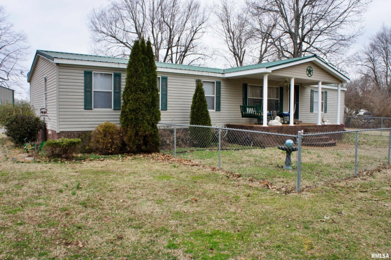 6752 US 45 Road, Brookport, Illinois 62910, 3 Bedrooms Bedrooms, 0 ,2 BathroomsBathrooms,Residential,For Sale,US 45,0,RMAEB452174