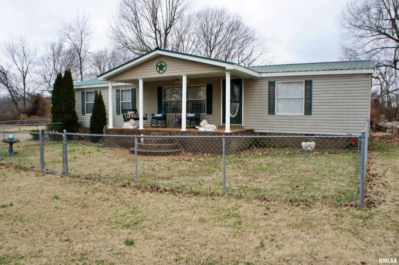 6752 US 45 Road, Brookport, Illinois 62910, 3 Bedrooms Bedrooms, 0 ,2 BathroomsBathrooms,Residential,For Sale,US 45,0,RMAEB452174