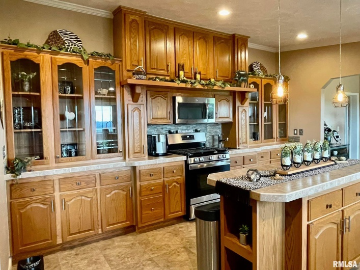 20 Xanders Lane, Golconda, Illinois 62938, 2 Bedrooms Bedrooms, 0 ,2 BathroomsBathrooms,Residential,For Sale,Xanders,0,RMAEB454285