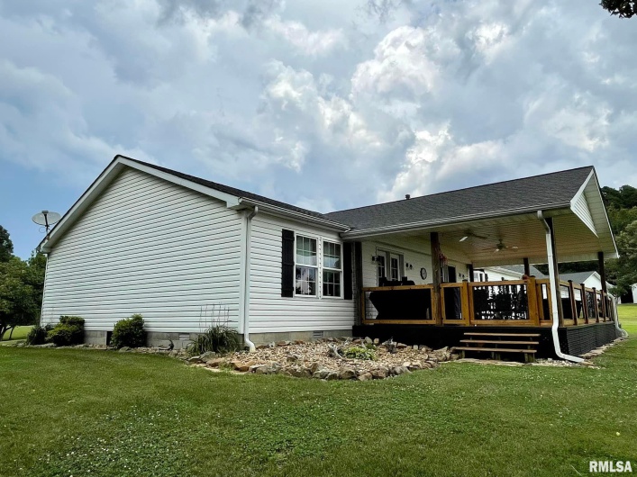 20 Xanders Lane, Golconda, Illinois 62938, 2 Bedrooms Bedrooms, 0 ,2 BathroomsBathrooms,Residential,For Sale,Xanders,0,RMAEB454285