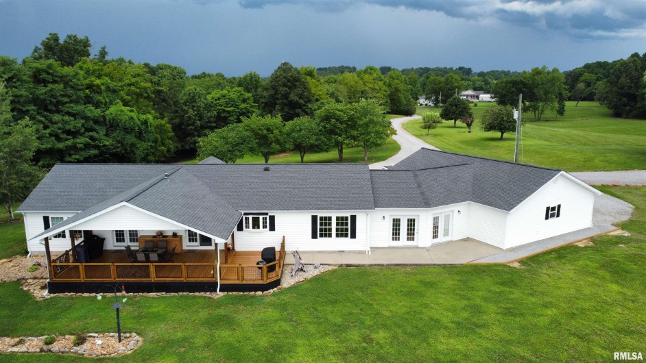 20 Xanders Lane, Golconda, Illinois 62938, 2 Bedrooms Bedrooms, 0 ,2 BathroomsBathrooms,Residential,For Sale,Xanders,0,RMAEB454285