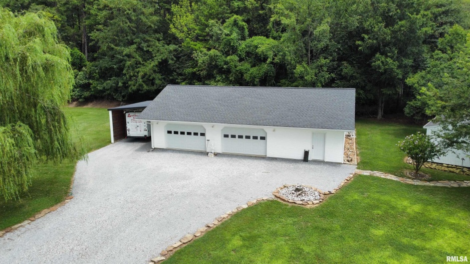 20 Xanders Lane, Golconda, Illinois 62938, 2 Bedrooms Bedrooms, 0 ,2 BathroomsBathrooms,Residential,For Sale,Xanders,0,RMAEB454285